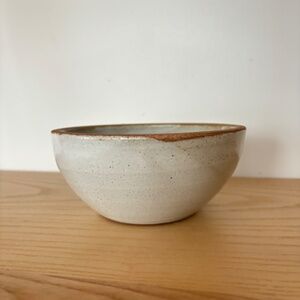 Stoneware ceramic bowl